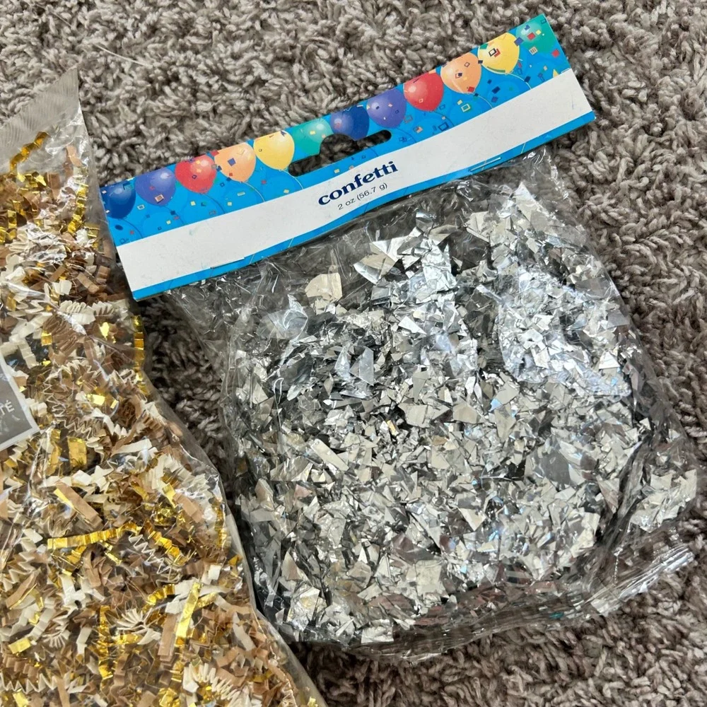 Hallmark Gold Silver Confetti‎ Shredded Paper Party Celebration Decoration